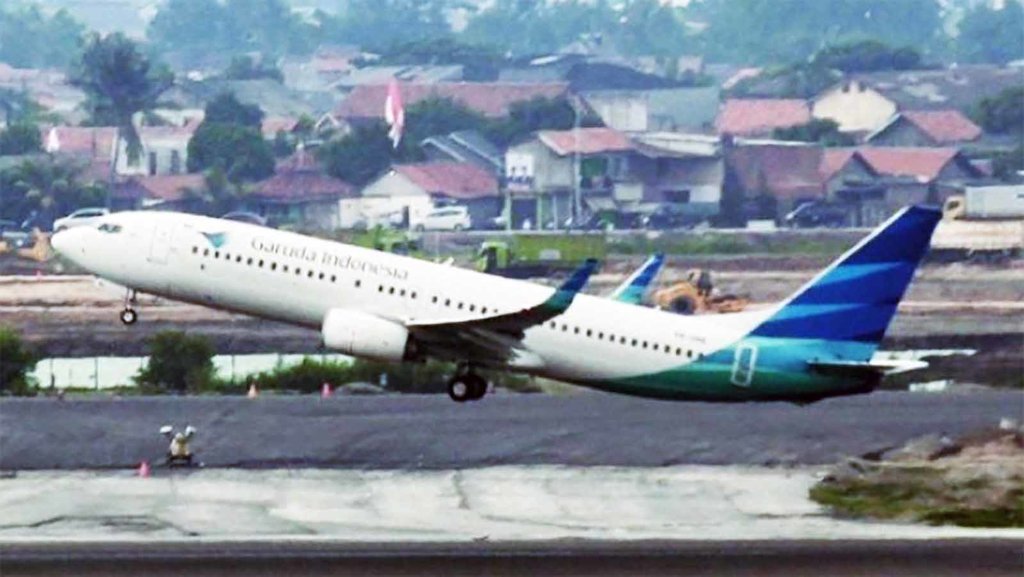 Pesawat Garuda Indonesia 