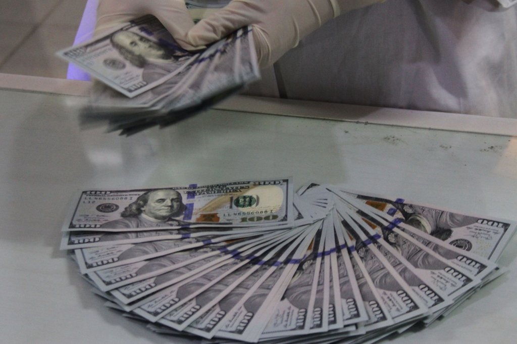 Nilai Rupiah Dibuka Melemah ke Rp17.381 Pagi Ini