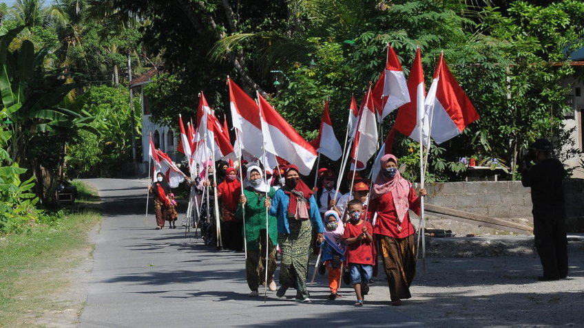 Contoh Pengamalan Pancasila Sila Ke 1 Dalam Kehidupan Sehari Hari Tirto Id