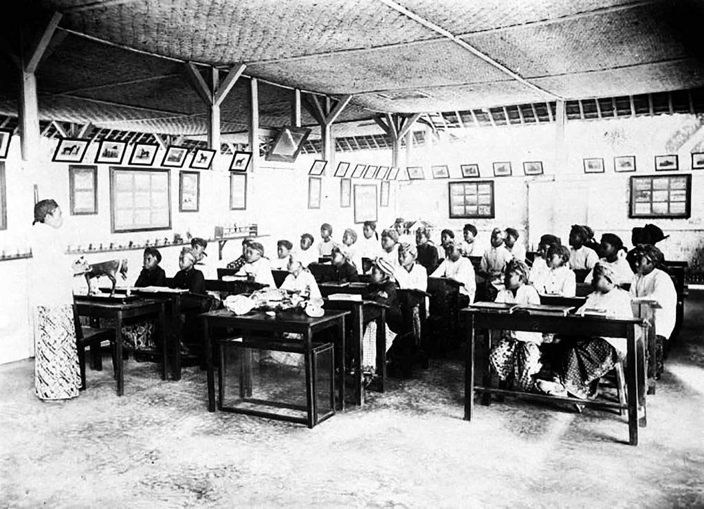 Sejarah Politik Etis Tujuan Tokoh Isi Dampak Balas Budi