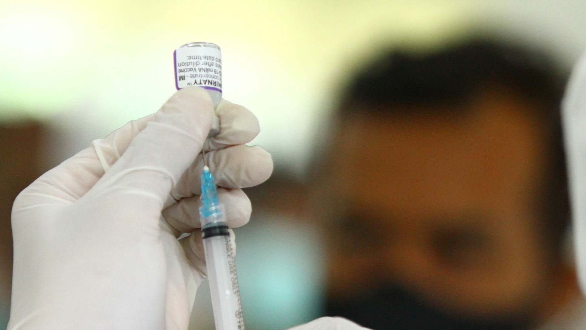 Efek vaksin astrazeneca dan cara mengatasinya