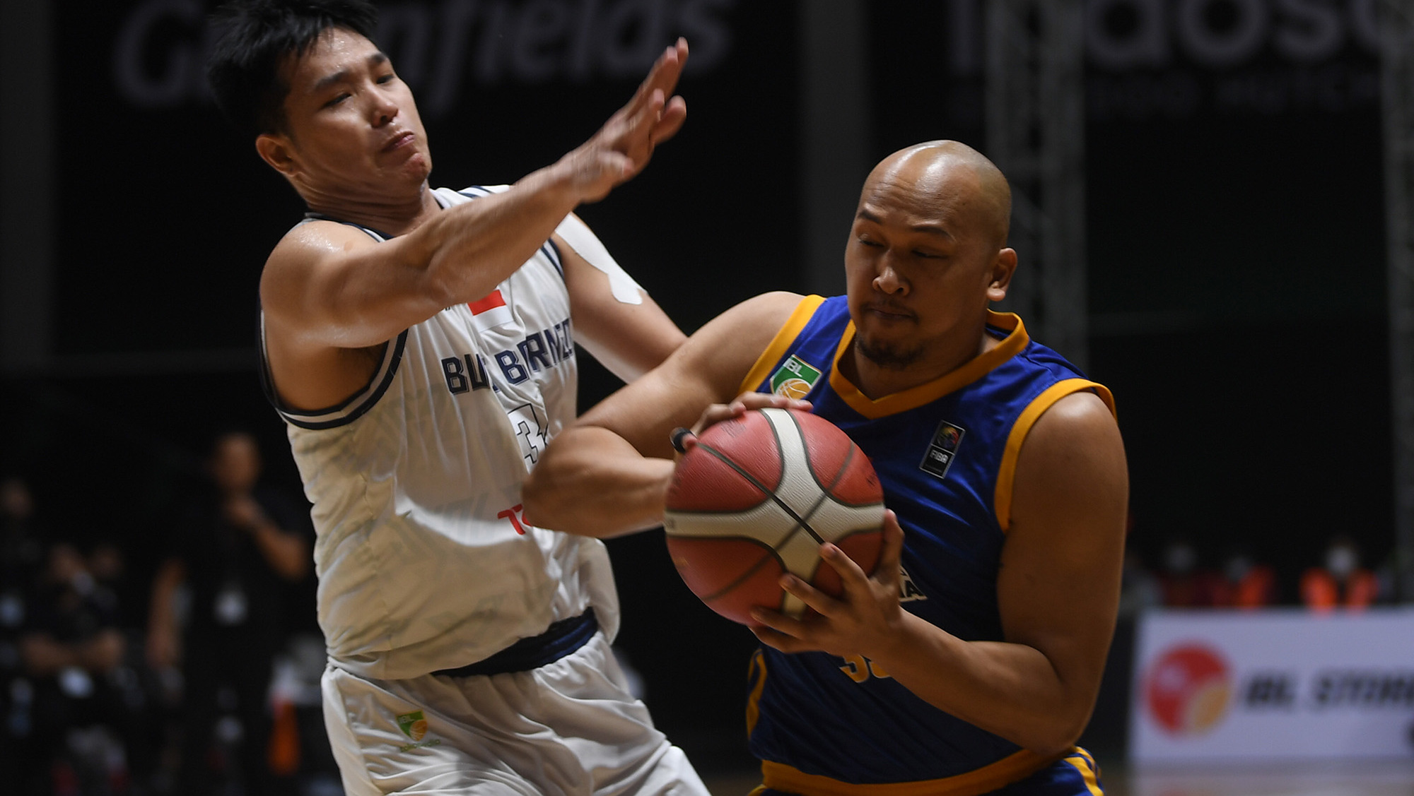 Ringkasan pertandingan bola basket IBL 2024 babak semifinal