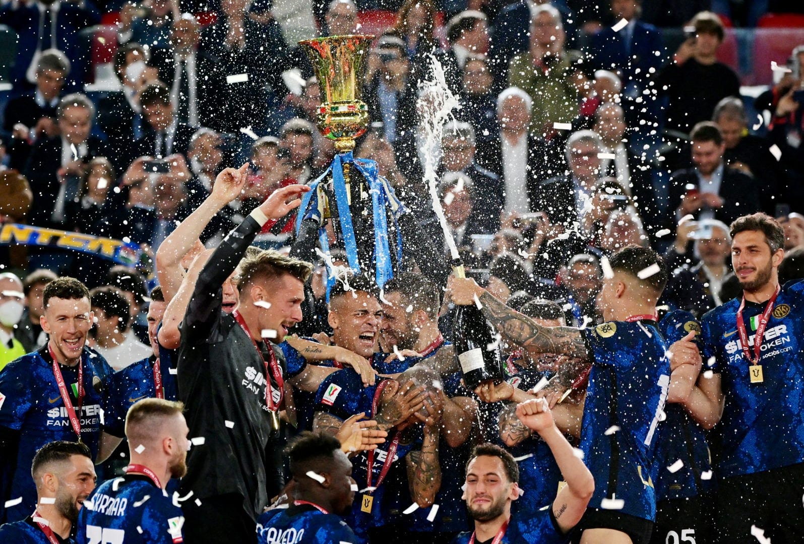 Hasil Final Lazio vs Inter 0-2: Nerazzurri Juara Coppa Italia