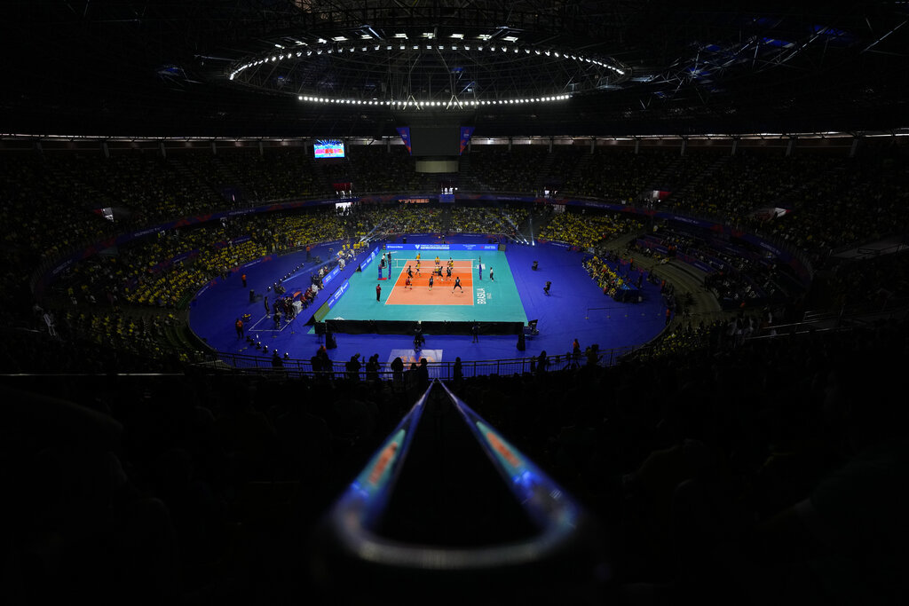 Brasil vs China di VNL 2022. (AP Photo/Eraldo Peres) Volleyball Nations League