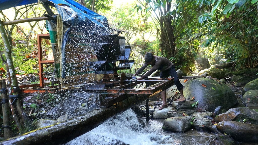 PEMBANGKIT LISTRIK TENAGA AIR DUSUN TUMBA