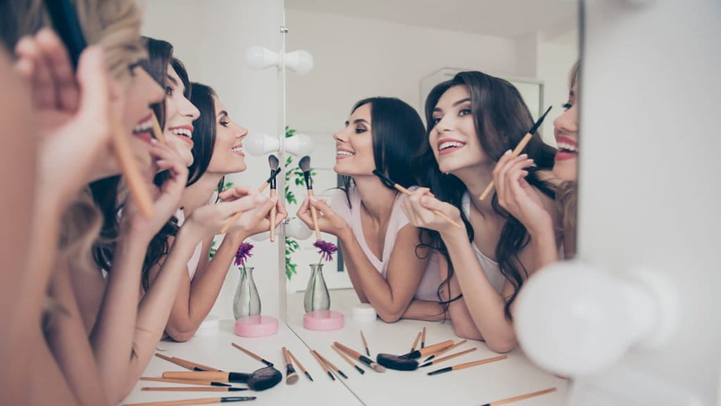 Ilustrasi make up