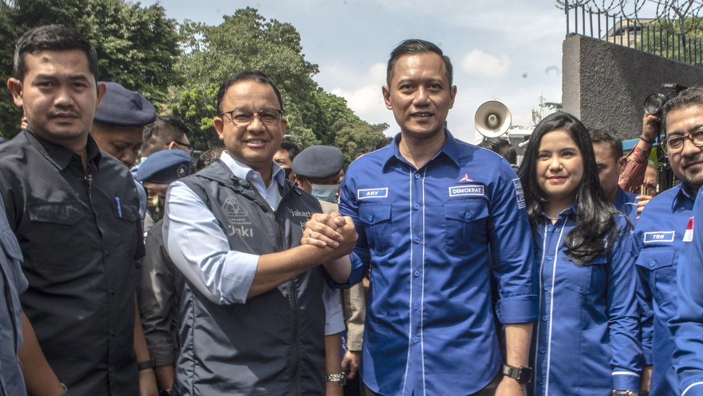 AHY BERTEMU ANIES BASWEDAN