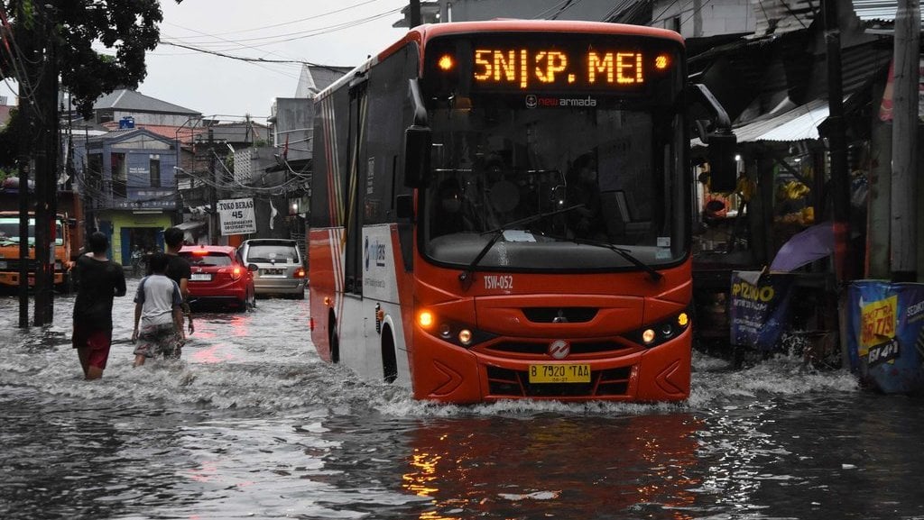 BANJIR DI KAWASAN PASAR WARUNG BUNCIT