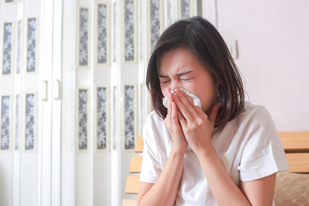 Beneran Minum Es Bikin Flu Saat Musim Hujan? Cek Faktanya!