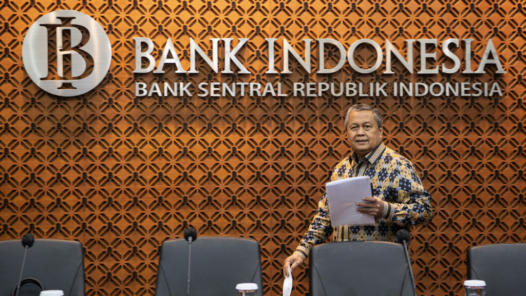 BANK INDONESIA NAIKAN SUKU BUNGA ACUAN