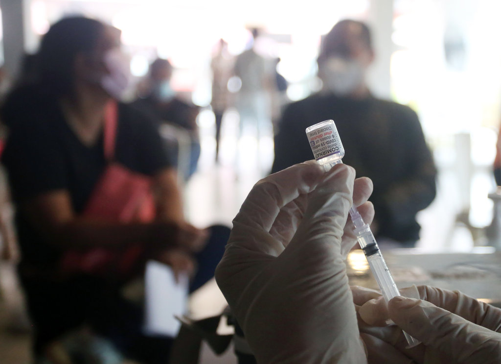 Ilustrasi vaksinasi Covid-19. ANTARA FOTO/Muhammad Iqbal/aww. Ilustrasi vaksinasi Covid-19