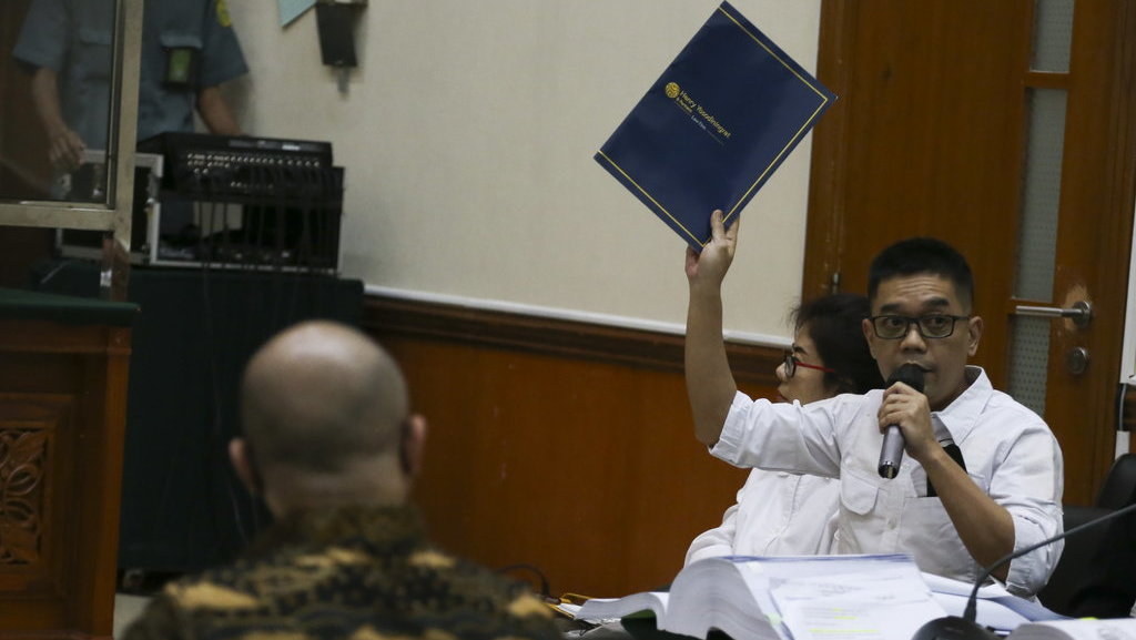 KESAKSIAN TEDDY MINAHASA 