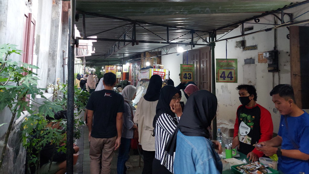 Pasar Ramadan Kauman