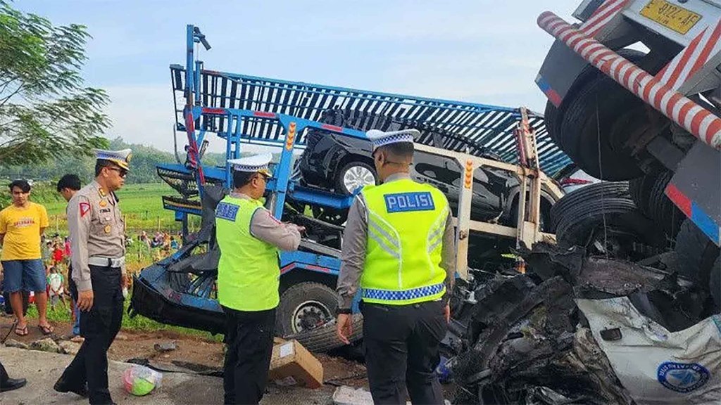 Kecelakaan Tol Semarang Solo
