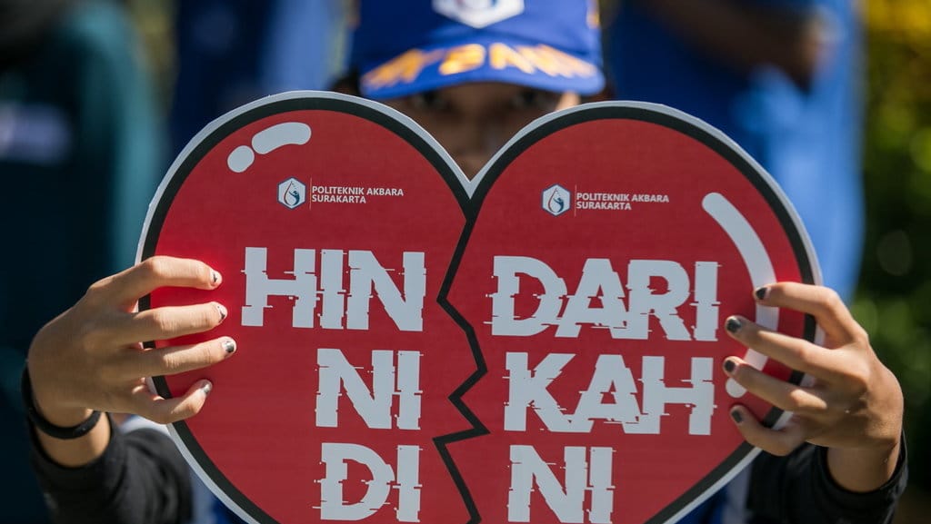 Aksi simpatik menolak pernikahan dini 