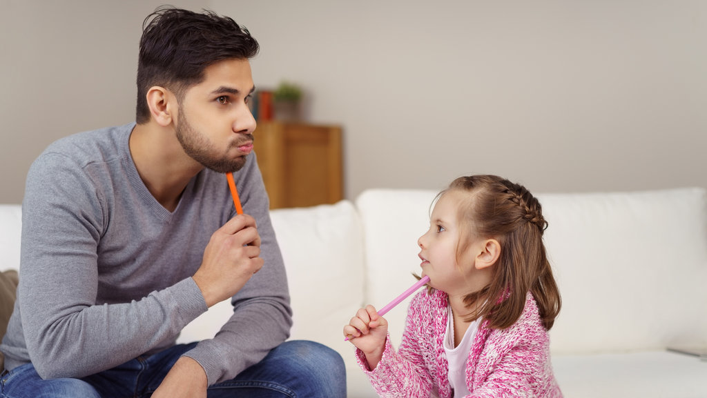 Ilustrasi Ayah dan Anak