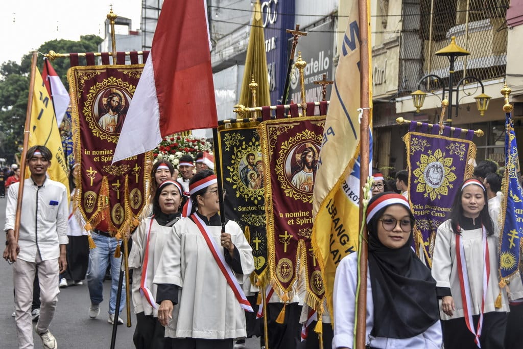 Kirab kebangsaan Merah Putih di Tasikmalaya