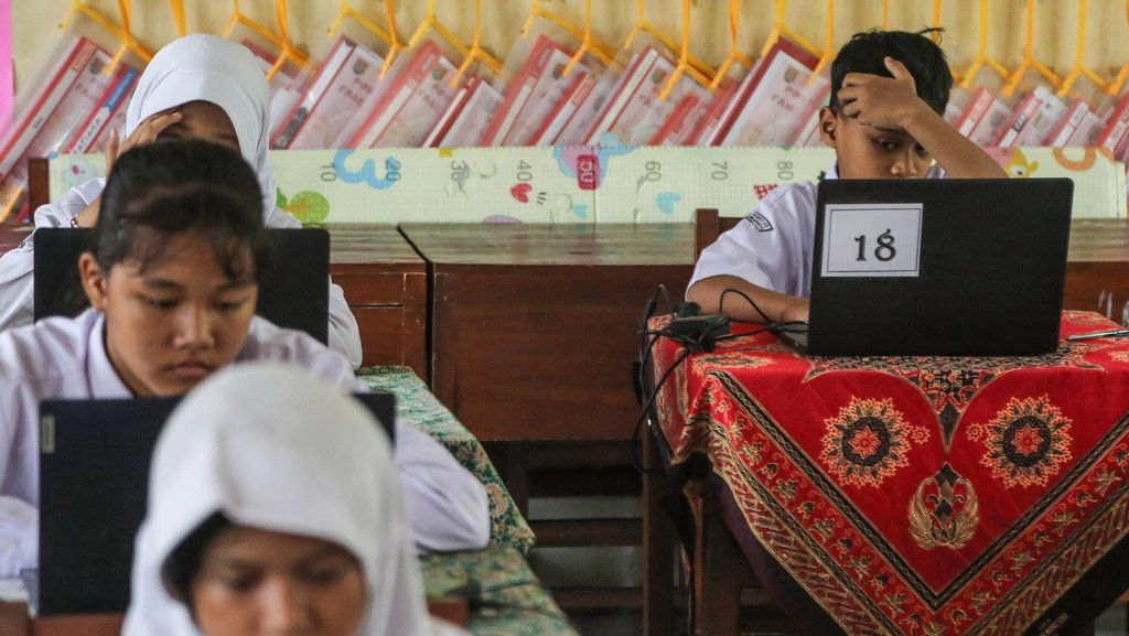 Pelaksanaan Asesmen Nasional Berbasis Komputer siswa SD