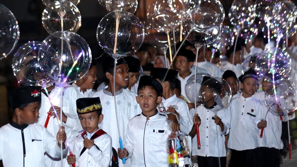 Pawai Hari Santri Nasional di Banyuwangi