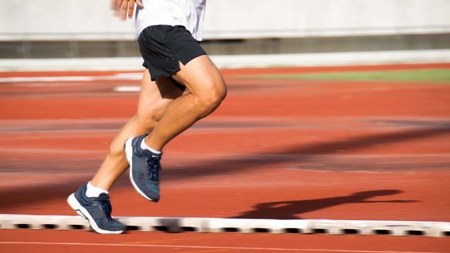Ilustrasi Running Shoes