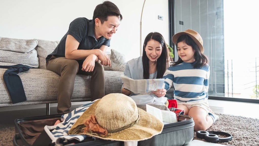 Ilustrasi Keluarga siap-siap mau libur sekolah. FOTO/iStockphoto Ilustrasi Keluarga siap-siap mau libur sekolah