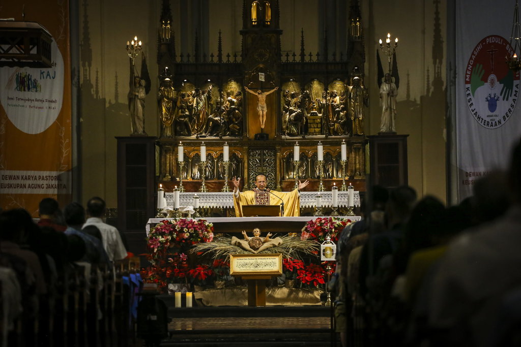 Misa malam natal Gereja Katedral Jakarta