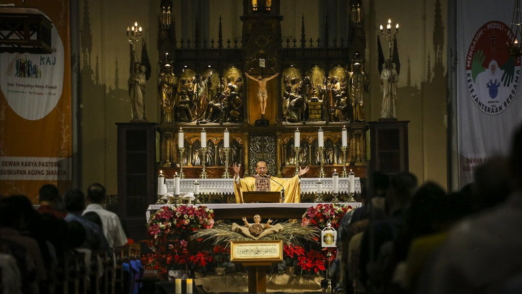 Misa malam natal Gereja Katedral Jakarta