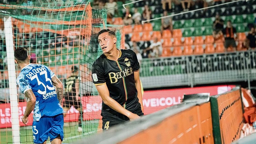 Jay Idzes.instagram/jayidzes Jay Idzes