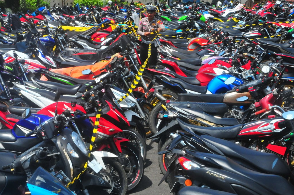 Penertiban sepeda motor knalpot brong