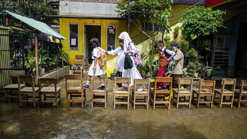 Sekolah terdampak banjir di Kabupaten Bandung
