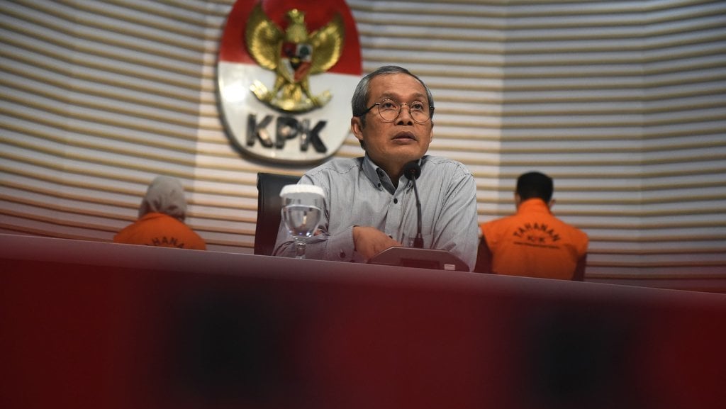 KPK tahan tersangka korupsi pengadaan sistem proteksi TKI