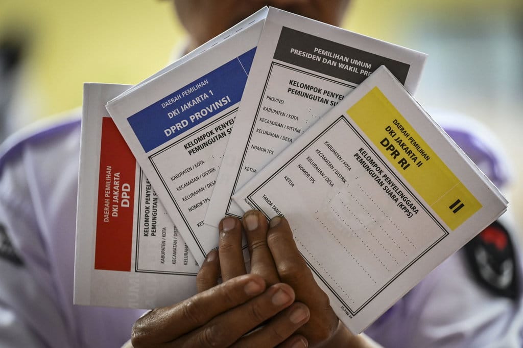 Ambang Batas Parlemen Indonesia: Sejarah, Dampak, dan Prospek 2029