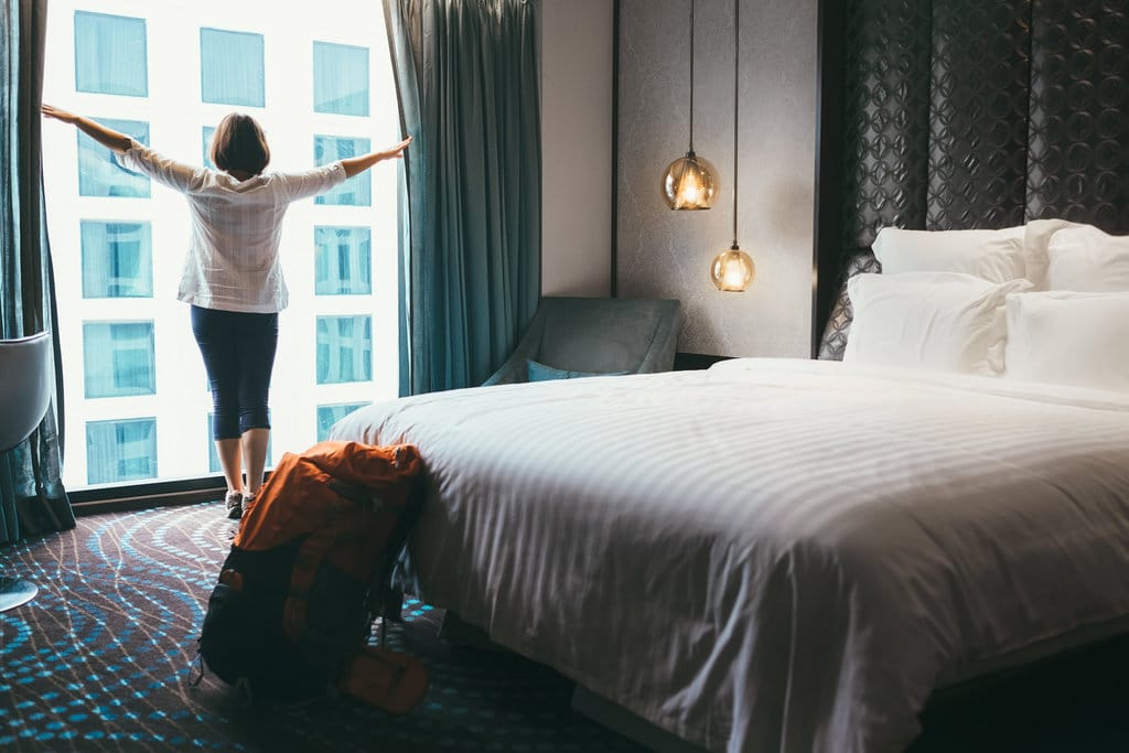 Ilustrasi Kamar Hotel Saat Liburan. (FOTO/iStockphoto) Ilustrasi Pengalaman Liburan