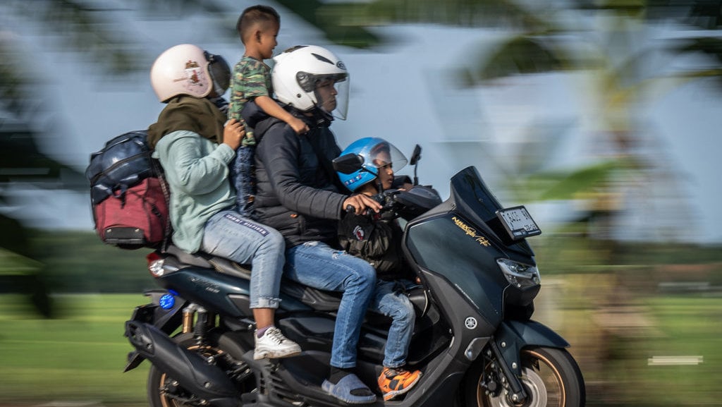 Ilustrasi Angle Foto Tracking Shot. ANTARA FOTO/Bayu Pratama S/tom. Ilustrasi Angle Foto Tracking Shot