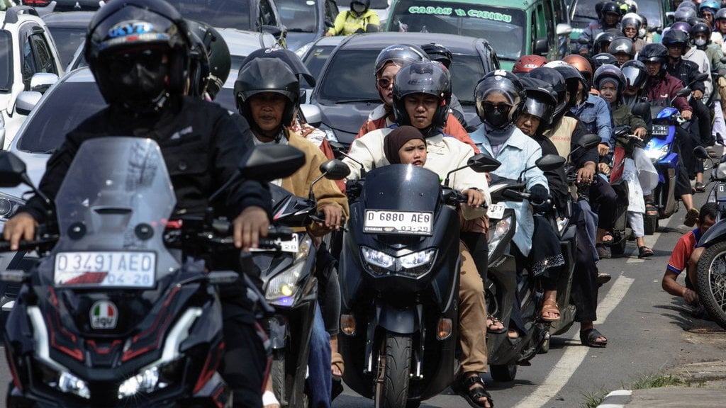 Kepadatan kendaraan saat Idul Fitri di Bandung