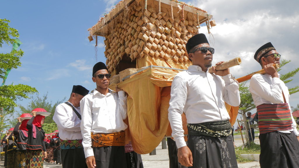 Tradisi Lebaran Topat di Mataram