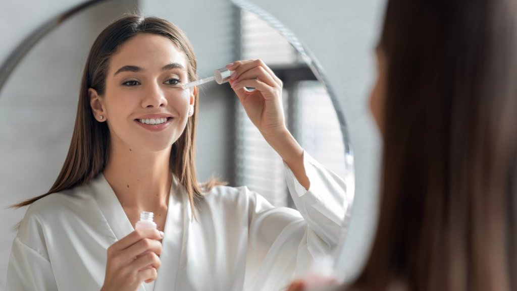 Ilustrasi pembersih wajah cleansing oil