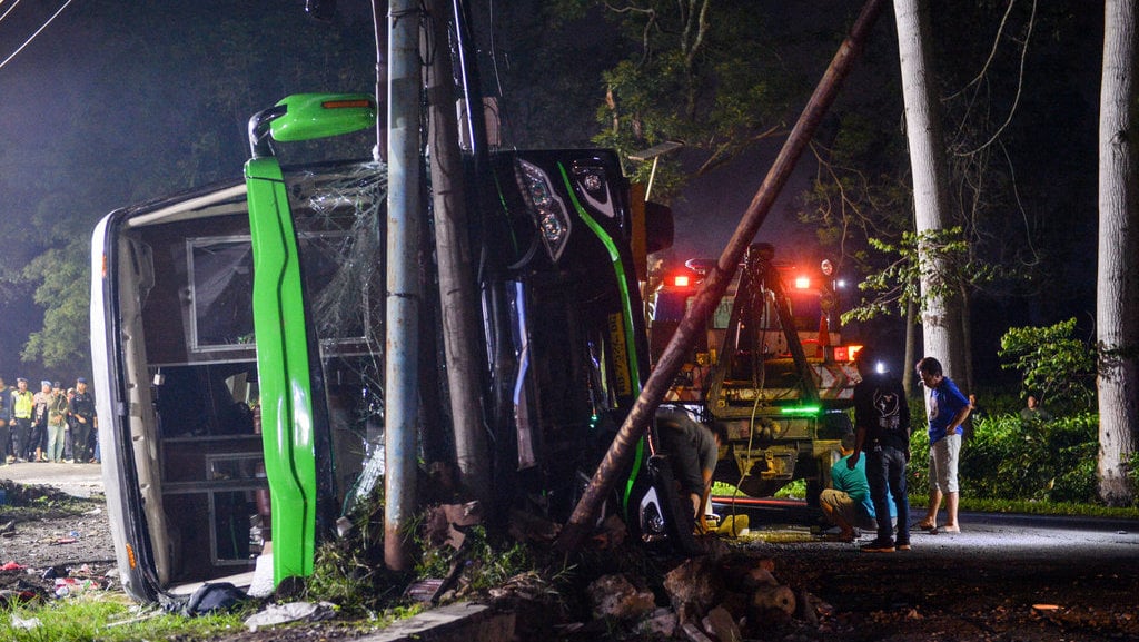Kecelakaan bus di Ciater Subang