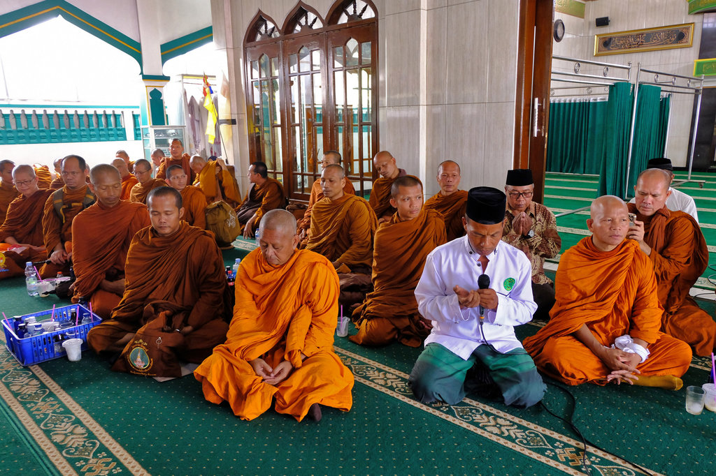 Perjalanan Bhikkhu Thudong ke Borobudur
