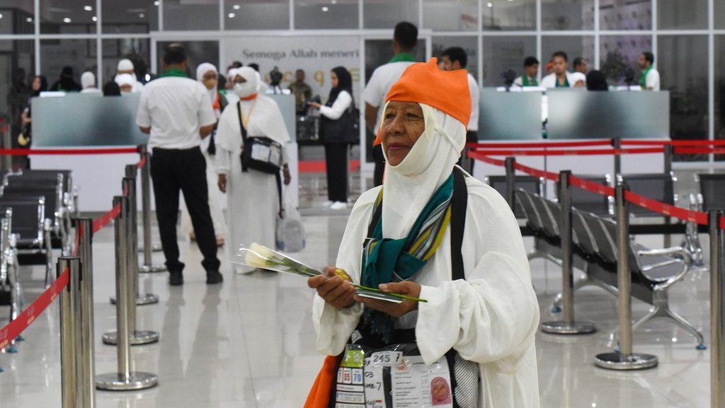 Layanan Fast Track Haji di Bandara Adi Soemarmo