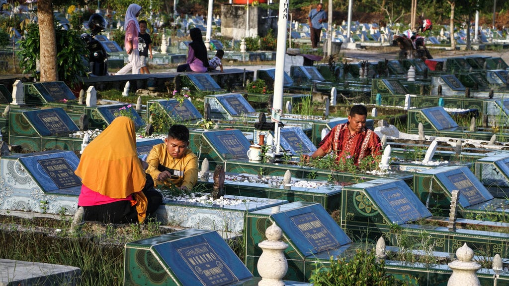 Tradisi ziarah kubur jelang Idul Adha di Palangka Raya