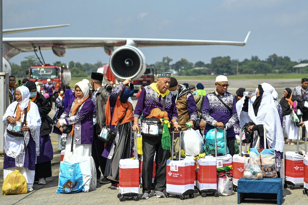 Kedatangan jamaah haji kloter pertama embarkasi Palembang 