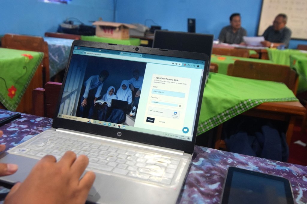 Pendaftaran PPDB SMP membludak