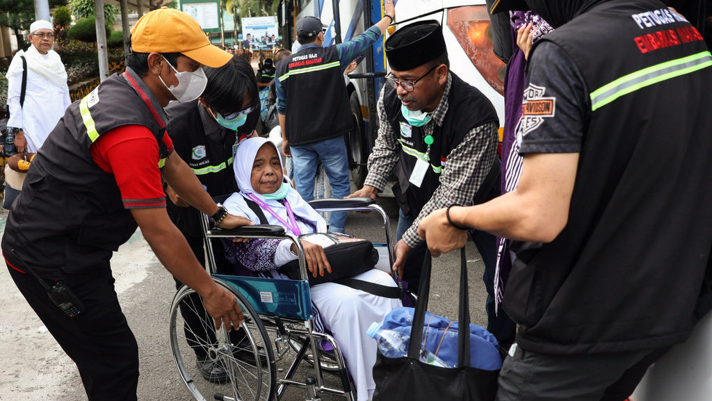 Jamaah haji asal Papua tiba di tanah air