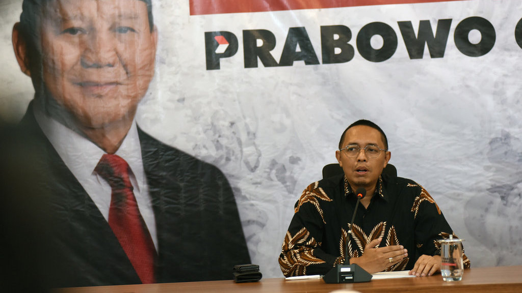 Hasan Nasbi Hasan Nasbi