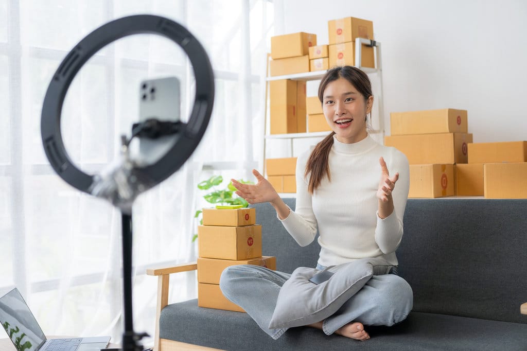 Ilustrasi Host Live Streaming