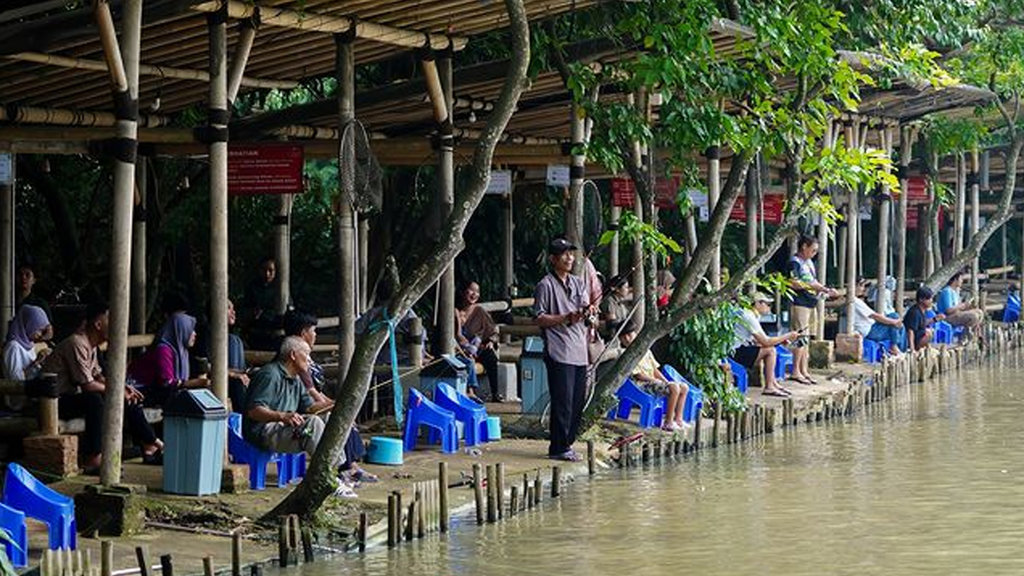 The Waterfall Resto by Godong Ijo