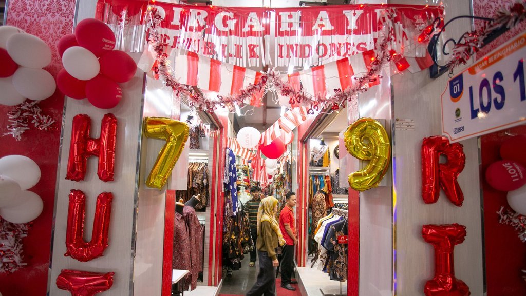 Semarak jelang peringatan kemerdekaan di Pasar Beringharjo 