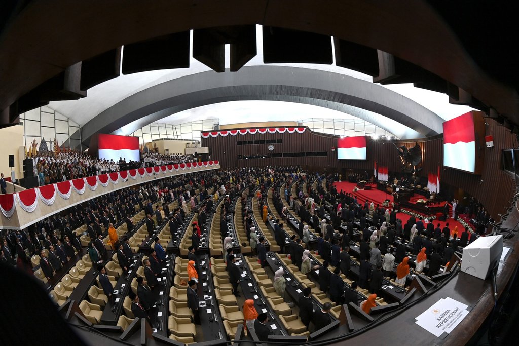 Suasana Sidang Tahunan MPR dan Sidang Bersama DPR - DPD Tahun 2024 di Gedung Nusantara, kompleks Parlemen, Senayan, Jakarta, Jumat (16/8/2024). ANTARA FOTO/Aditya Pradana Putra/sgd/tom. Sidang Tahunan MPR dan Sidang Bersama DPR-DPD