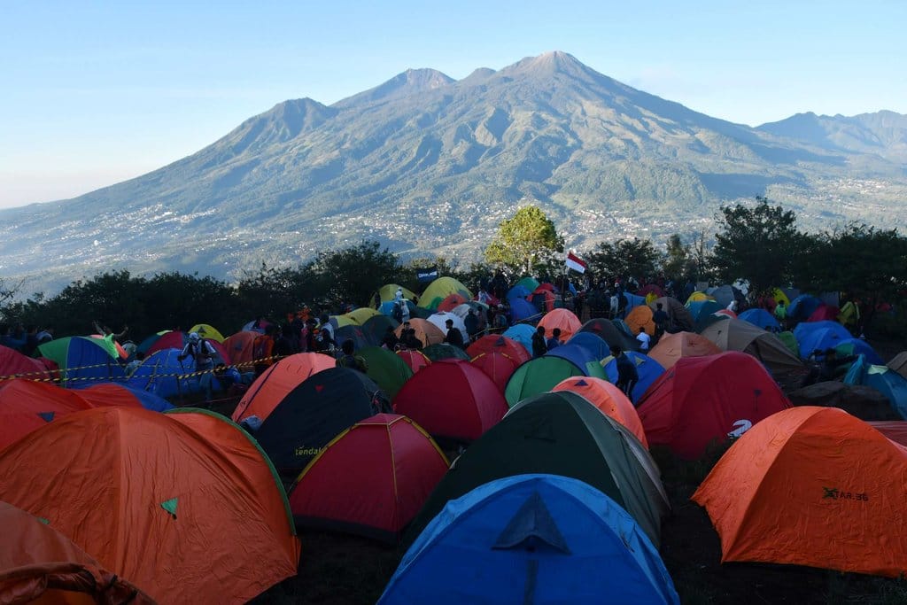 Pendakian Gunung Penanggungan saat HUT RI